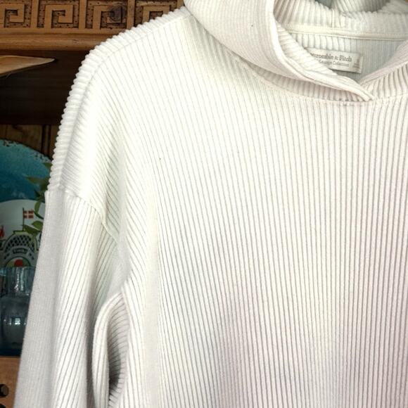 Abercrombie & Fitch Cozy Rib Hoodie M Womens Cream White Velour Legging Friendly - Picture 6 of 6